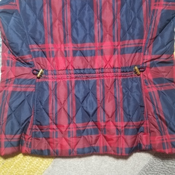 Croft and Barrow Quilted Plaid Vest SMALL - Picture 4 of 5